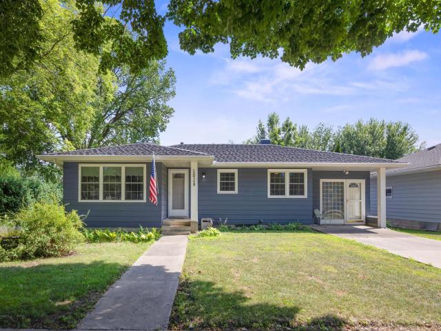 1028 13th Street E Glencoe MN 55336 - MLS# 6753235