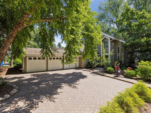 2 Edgcumbe Place Saint Paul MN 55116 - MLS# 6753596