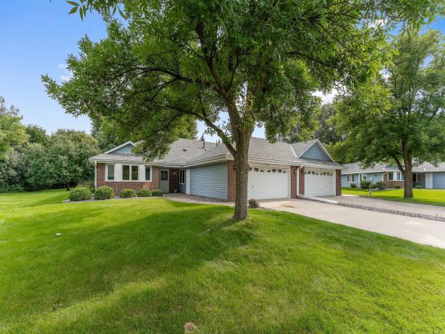 7085 24th Street N Oakdale MN 55128 - MLS# 6754755