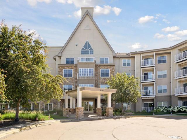 5650 Boone Avenue N Unit 112 Minneapolis MN 55428