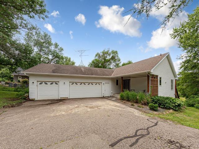 5077 Dudley Lake Path Faribault MN 55021 - MLS# 6755036