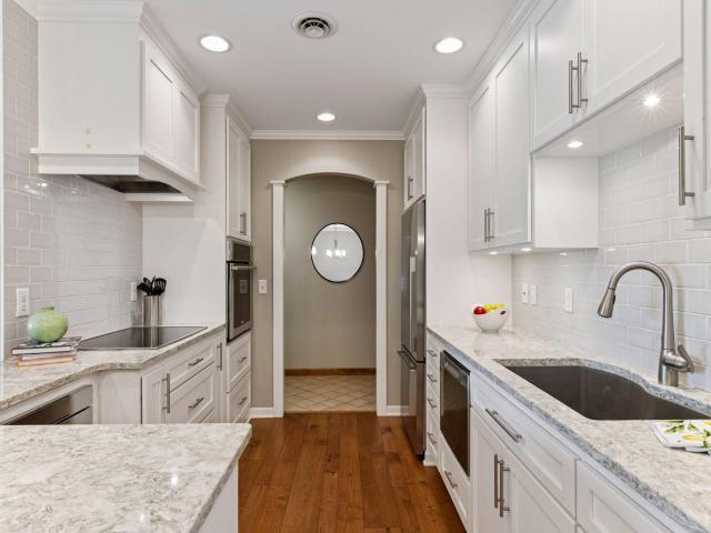 8651 Basswood Road Unit 203 Eden Prairie MN 55344 - MLS# 6755357