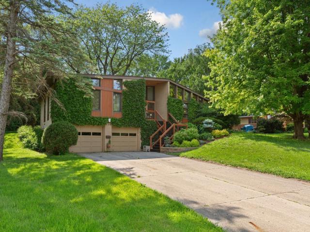 360 Thomas Avenue Owatonna MN 55060 - MLS# 6755493