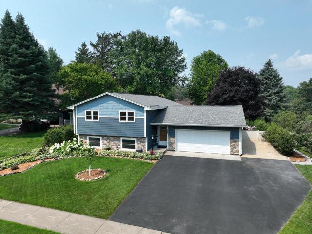 235 Oakwood Drive Shoreview MN 55126 - MLS# 6755508