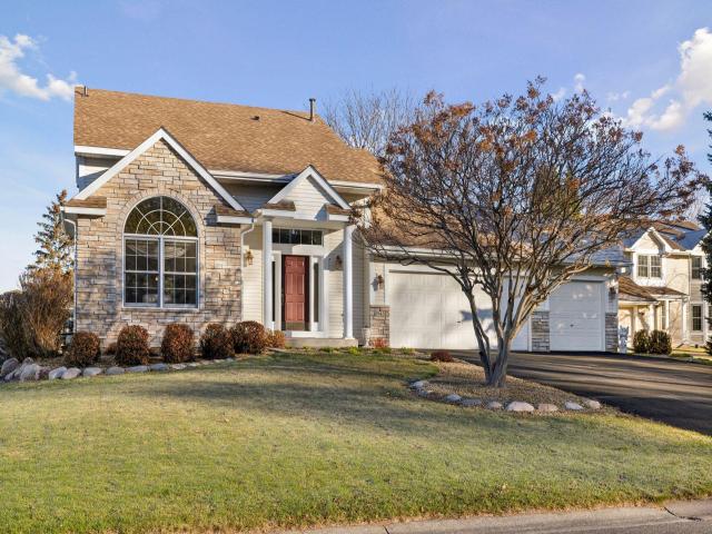 1945 Lochaven Place Woodbury MN 55125 - MLS# 6755566