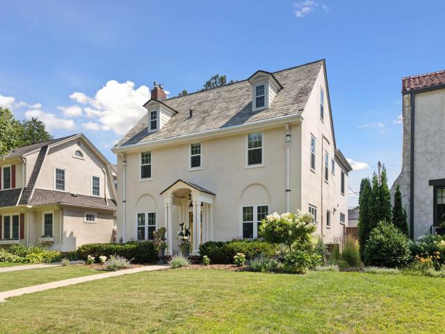 2262 Riverwood Place Saint Paul MN 55104 - MLS# 6755796