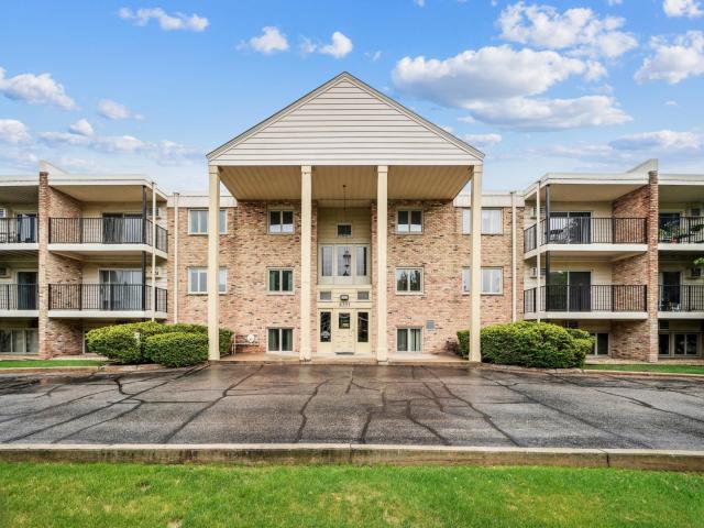 4351 Parklawn Avenue Unit 105E Minneapolis MN 55435 - MLS# 6755877