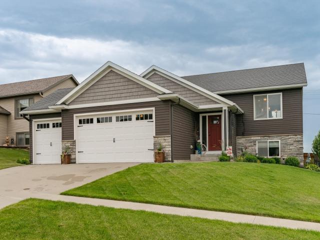 657 Towne Drive NE Byron MN 55920 - MLS# 6755972