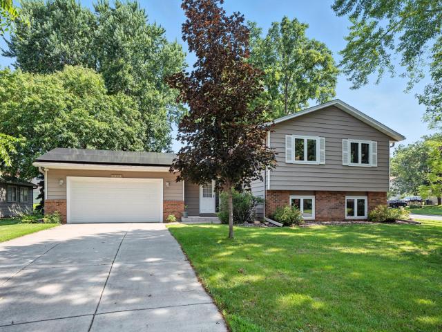 4313 Bear Path Trail Eagan MN 55122 - MLS# 6756137