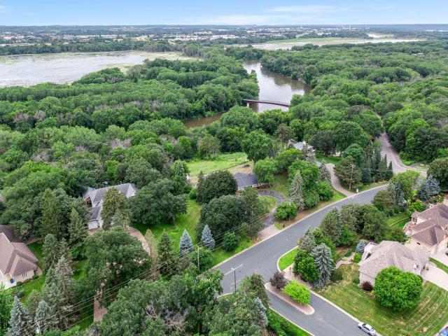 7515 Auto Club Road Minneapolis MN 55438 - MLS# 6756585