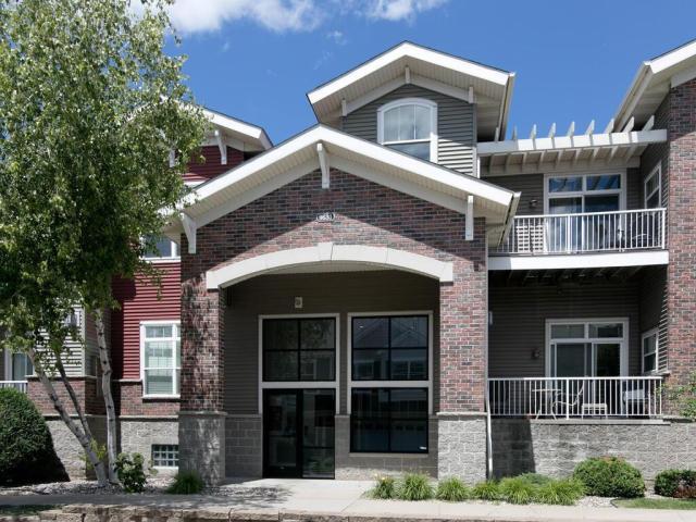 9630 Independence Circle Unit 201 Chanhassen MN 55317 - MLS# 6756749