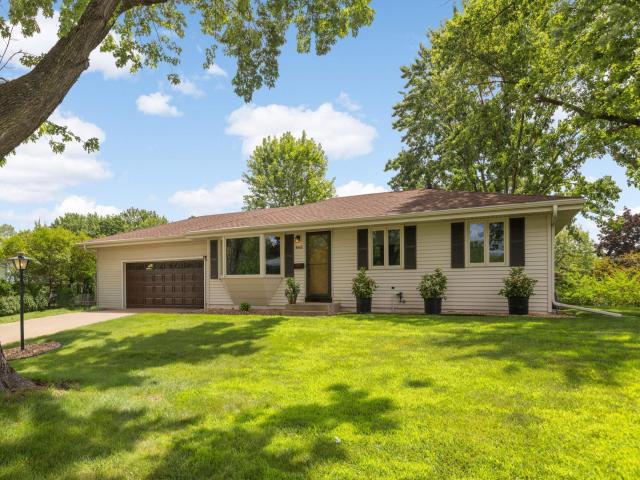 8445 Morris Circle Bloomington MN 55437 - MLS# 6756862