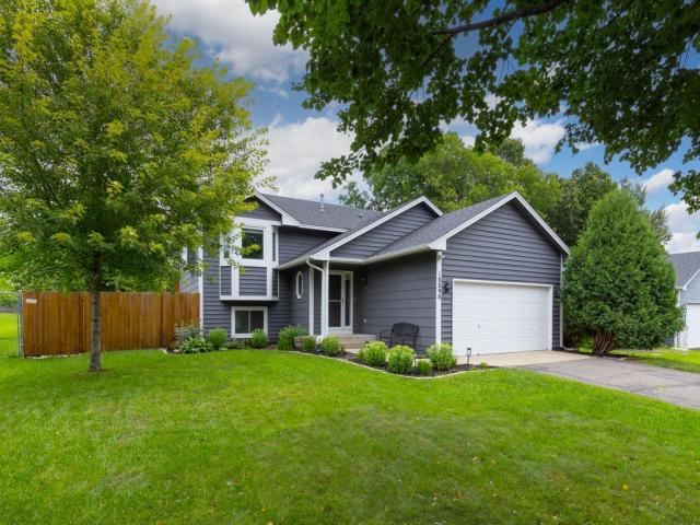 18890 Barrington Drive Eden Prairie MN 55346 - MLS# 6756875