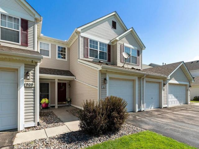 915 Providence Drive Shakopee MN 55379 - MLS# 6756926