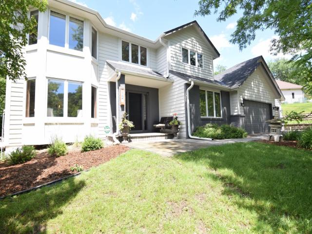 112 Innsbrook Lane Burnsville MN 55306 - MLS# 6757262