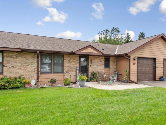 350 22nd Street SE Unit 204 Owatonna MN 55060 - MLS# 6757477