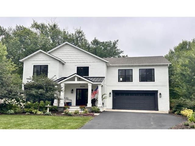10200 Lakeview Drive W Hopkins MN 55305 - MLS# 6757517