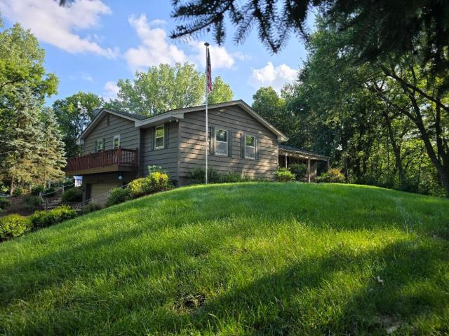 6025 Howkins Road Woodbury MN 55129 - MLS# 6757525