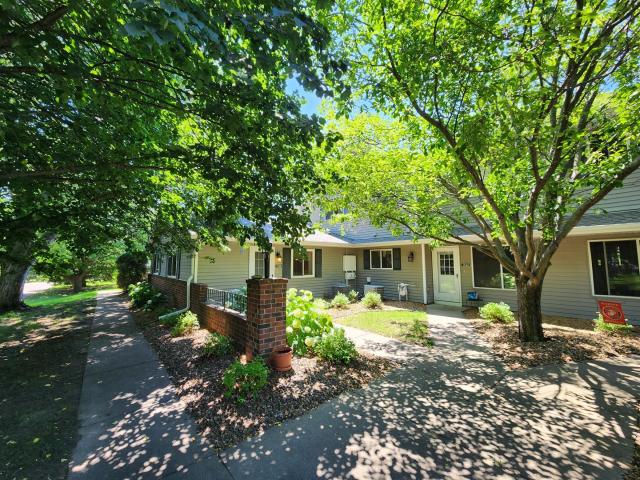 7534 15th Street Lane N Saint Paul MN 55128 - MLS# 6757804