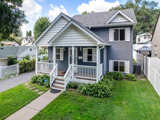 223 Hurley Street E Saint Paul MN 55118 - MLS# 6757919