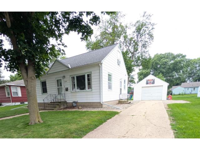 1009 Columbus Avenue Albert Lea MN 56007 - MLS# 6757978