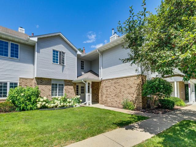 3569 Blue Jay Way Unit 201 Saint Paul MN 55123 - MLS# 6758412