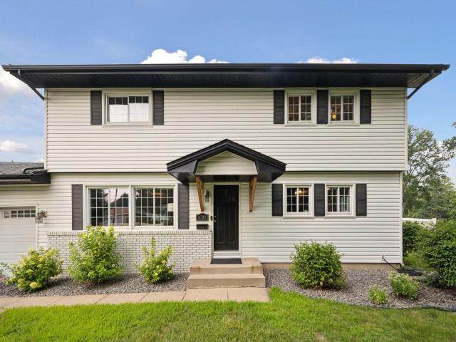 8300 24th Avenue N Golden Valley MN 55427 - MLS# 6758495