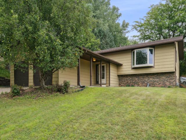 4403 Manor View Drive NW Rochester MN 55901 - MLS# 6758528