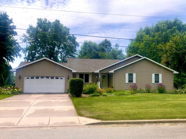 530 12th Street E Wabasha MN 55981 - MLS# 6758655