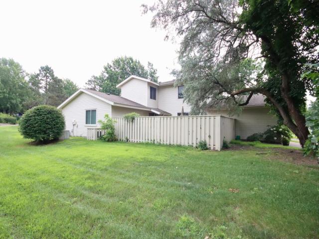 1094 Carmel Court Shoreview MN 55126 - MLS# 6758703