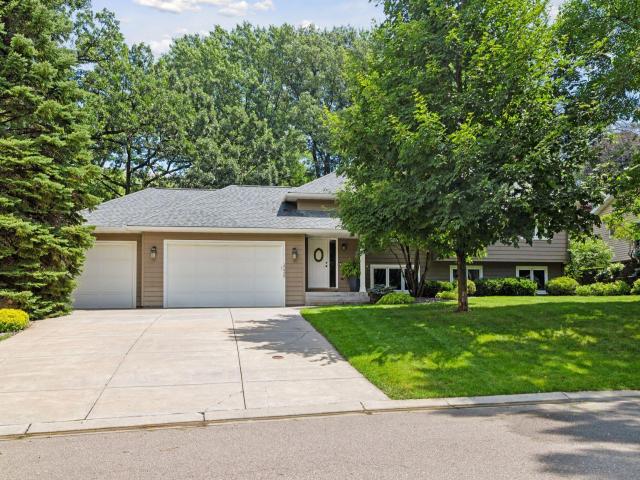 17430 Jersey Way Lakeville MN 55044 - MLS# 6759060