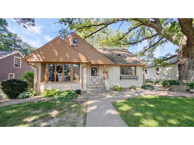 1913 Malvern Street Saint Paul MN 55113 - MLS# 6759211