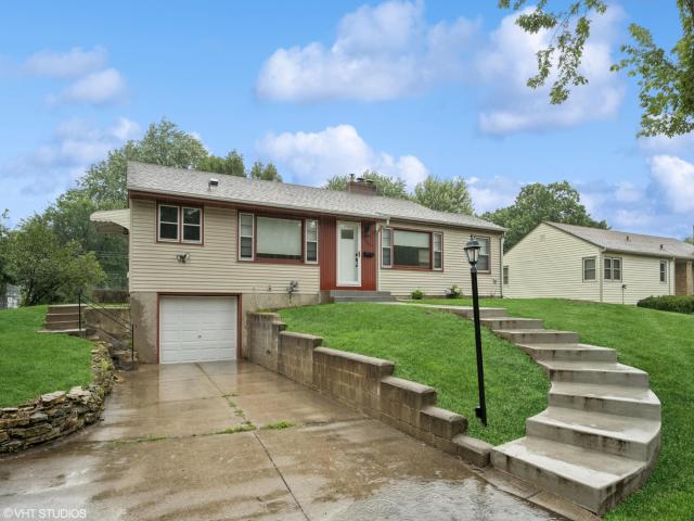 4049 Hampshire Avenue N Crystal MN 55427 - MLS# 6759542