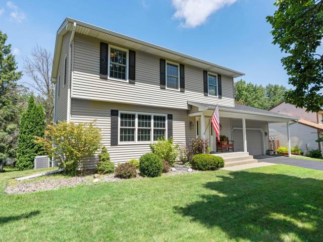 4466 Victoria Street N Saint Paul MN 55126 - MLS# 6759547