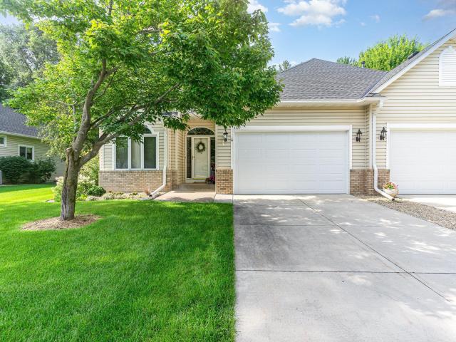 4329 Priorwood Street SE Prior Lake MN 55372 - MLS# 6759551