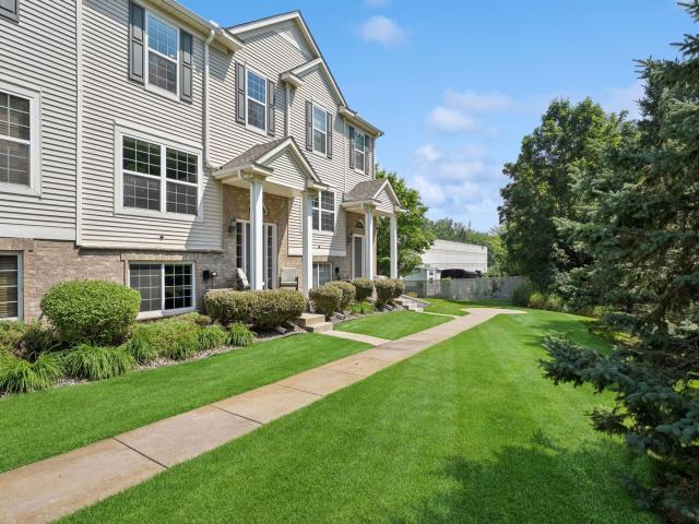933 Ledgestone Drive Saint Paul MN 55115 - MLS# 6759608