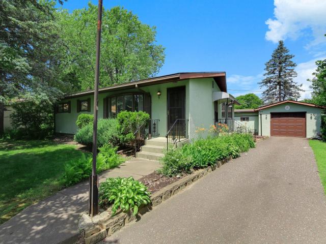 2481 Helen Court Saint Paul MN 55109 - MLS# 6759863