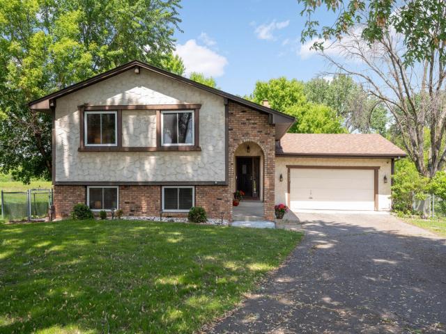 4065 Jordan Avenue N Minneapolis MN 55427 - MLS# 6759973