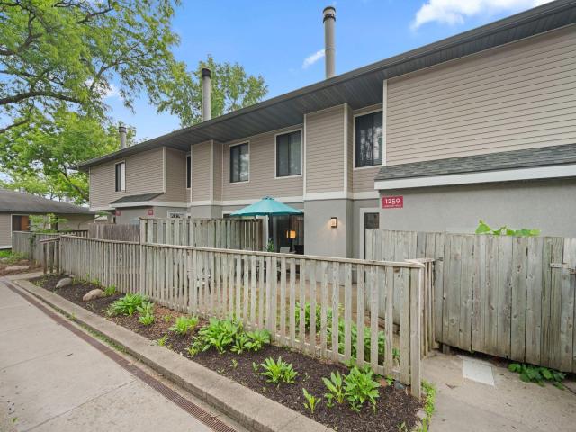 1259 Landmark Trail S Hopkins MN 55343 - MLS# 6760045