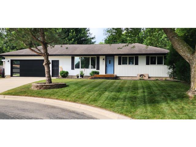 400 Sunset Court NE Stewartville MN 55976 - MLS# 6760085