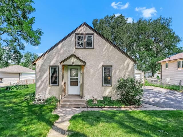 25 63rd Way NE Minneapolis MN 55432 - MLS# 6760115