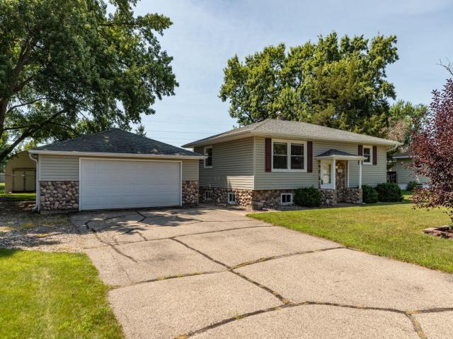5134 15th Street SE Rochester MN 55904 - MLS# 6760237