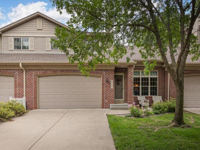 9750 Belmont Lane Eden Prairie MN 55347 - MLS# 6760363