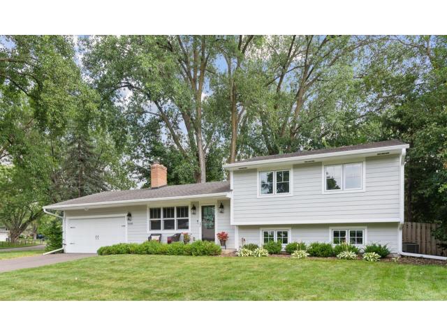 16303 Temple Drive S Minnetonka MN 55345 - MLS# 6760379
