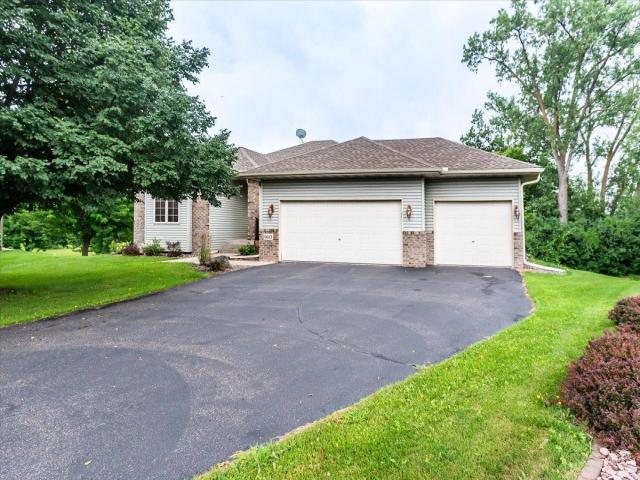 9813 Linden Avenue N Minneapolis MN 55443 - MLS# 6760489
