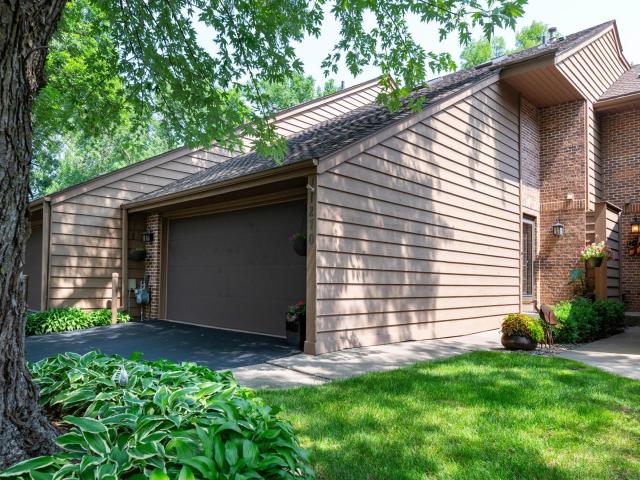 11270 36th Place N Plymouth MN 55441 - MLS# 6760580