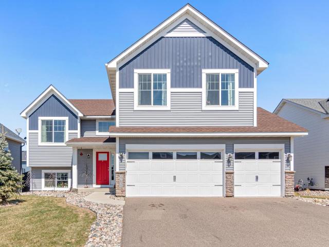 17839 Essex Lane Lakeville MN 55044 - MLS# 6760616
