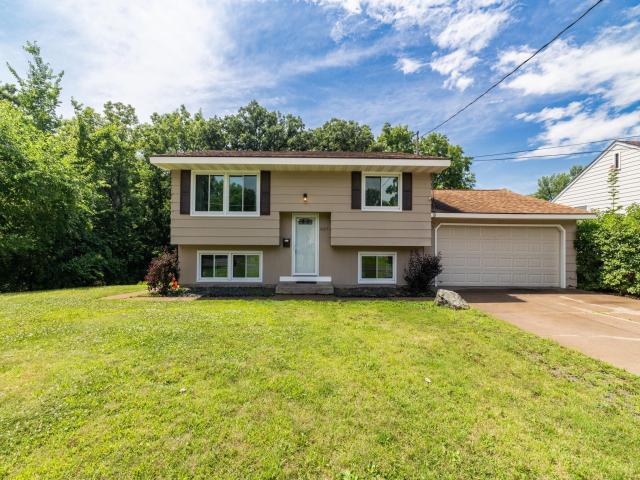 937 Hazelwood Street Saint Paul MN 55106 - MLS# 6760643