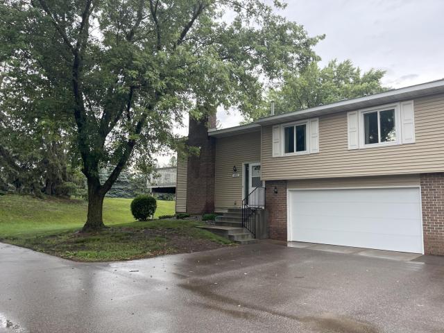 4693 Ridge Cliff Drive Eagan MN 55122 - MLS# 6760813