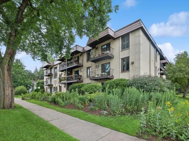 2809 E Minnehaha Parkway Unit 105 Minneapolis MN 55417 - MLS# 6760847